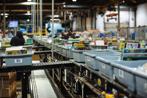 EDC divert system utilizing Hytrol conveyors.